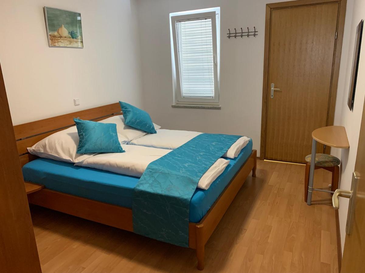 Apartmani Auer Pjescana Uvala Exterior foto