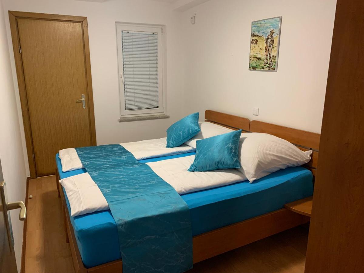 Apartmani Auer Pjescana Uvala Exterior foto