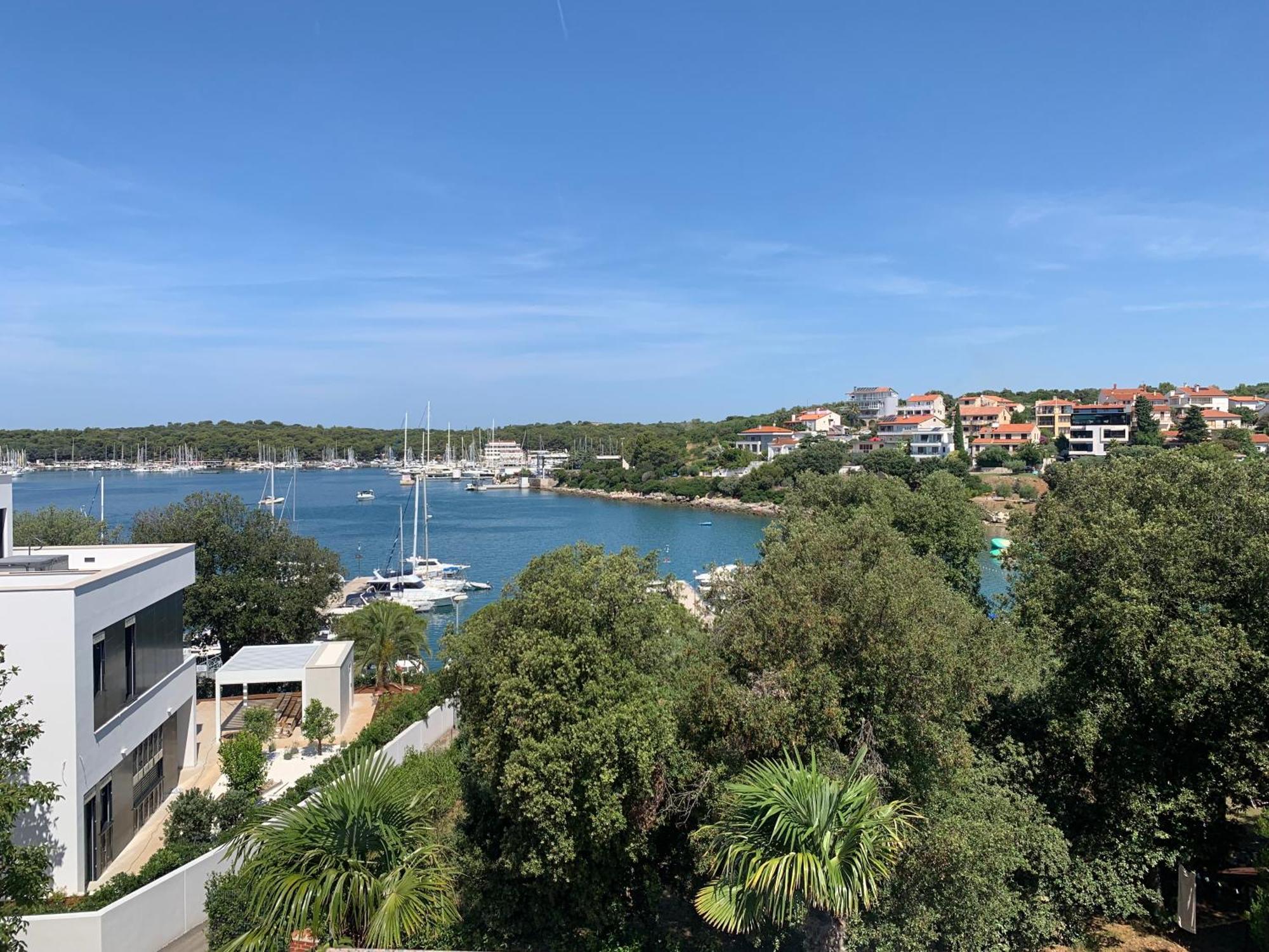 Apartmani Auer Pjescana Uvala Exterior foto