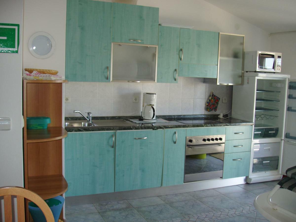 Apartmani Auer Pjescana Uvala Exterior foto
