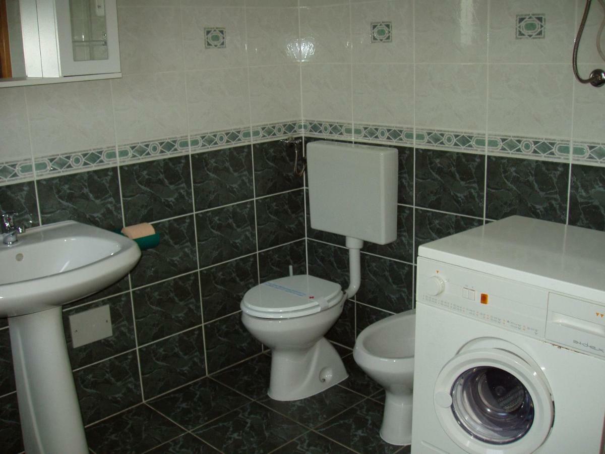 Apartmani Auer Pjescana Uvala Exterior foto